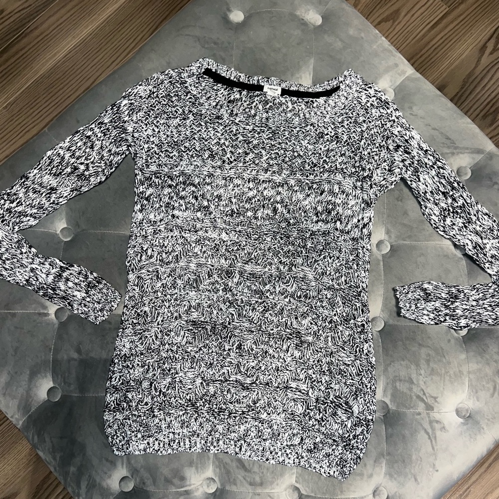 Grey knit sweater